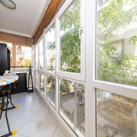 Appartement Stylish Duplex With Garden And Gazebo In The Heart Of Muratpasa,